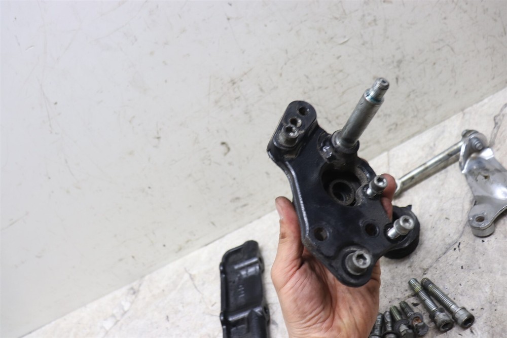 2009-2013 Harley Road Glide Engine Mounting Bolts & Brackets