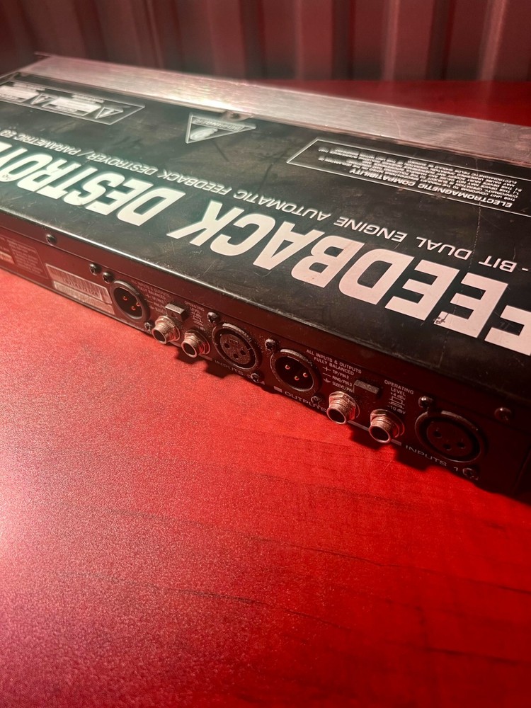 Behringer DSP1124P 24-Bit Dual Engine Feedback Destroyer Parametric EQ