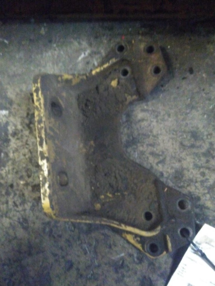 Replaces 175-132 FRONT ENGINE MOUNT ,  OR