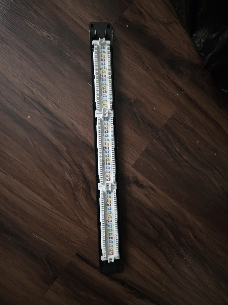 Tripp Lite 24 Port Cat5e Patch Panel