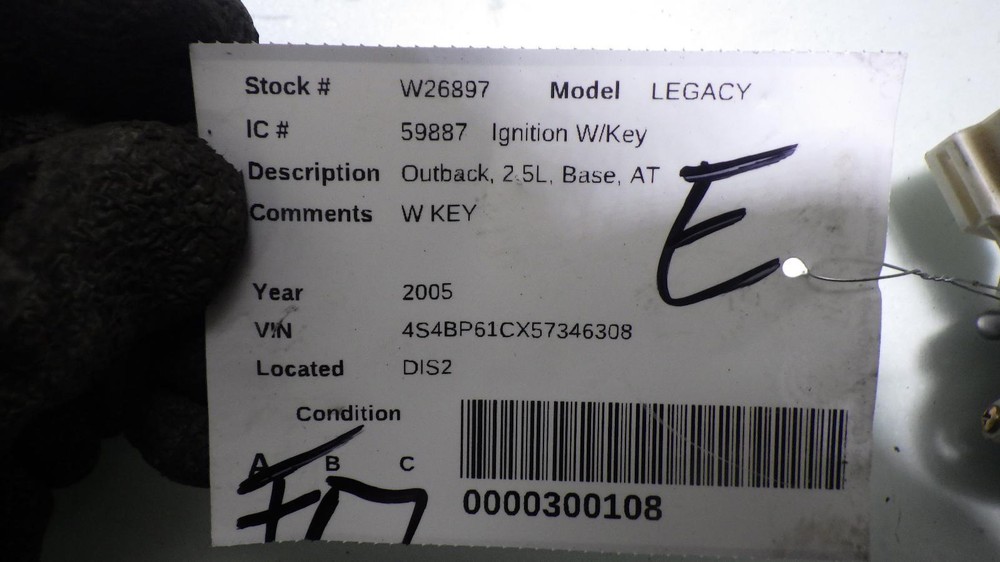 05 SUBARU LEGACY Ignition W/Key