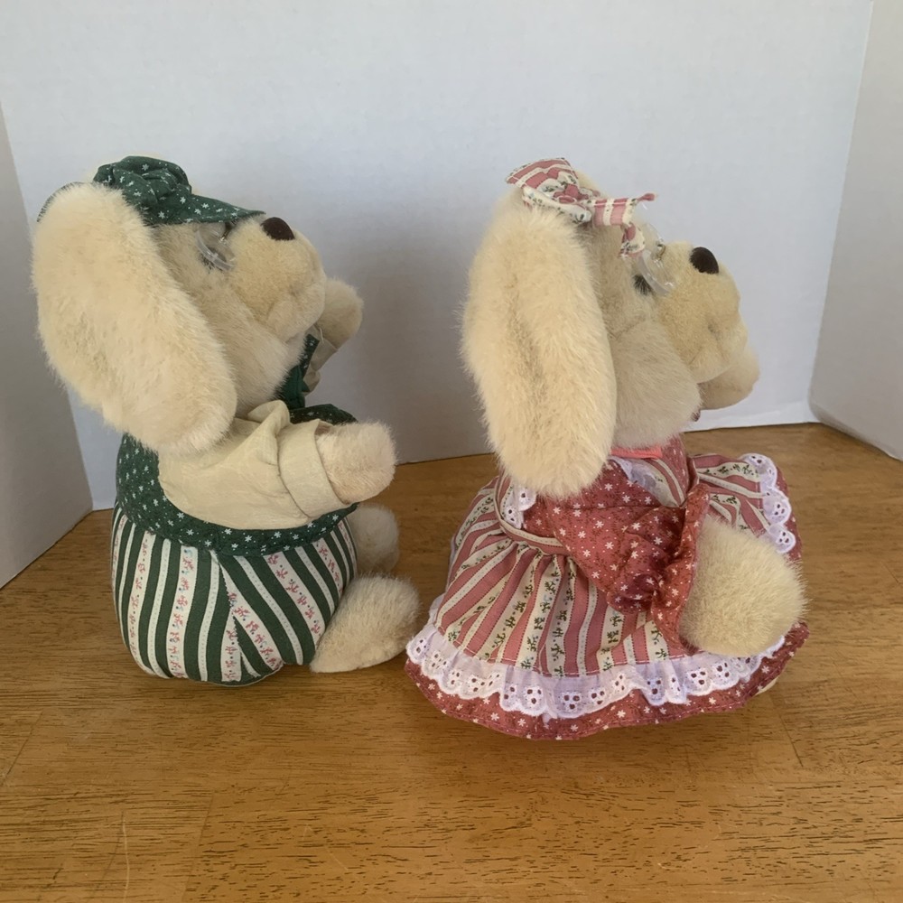 TL TOYS Easter Highway Plush Bunny Pair Infrared Interactive Sing Dance Animated