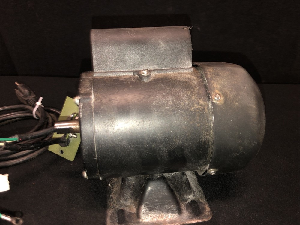 Unknown Unbranded Small Motor. 115V Single Phase .519” Shaft