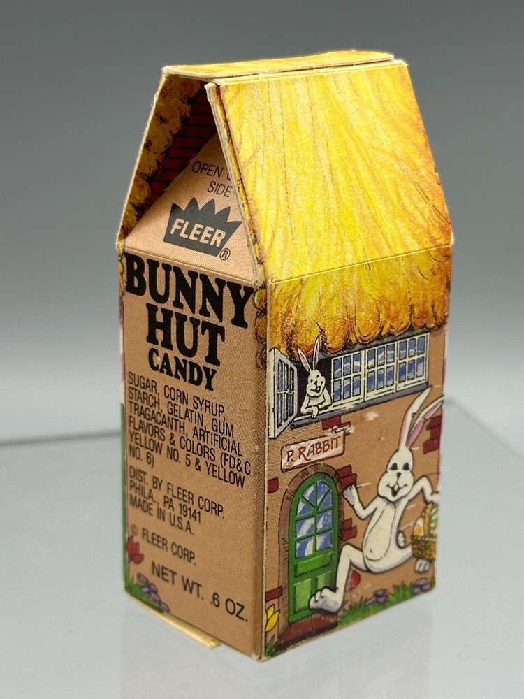 c 1980 FLEER Sealed EASTER BUNNY HUT Peter Rabbit CANDY HOUSE Container Vintage