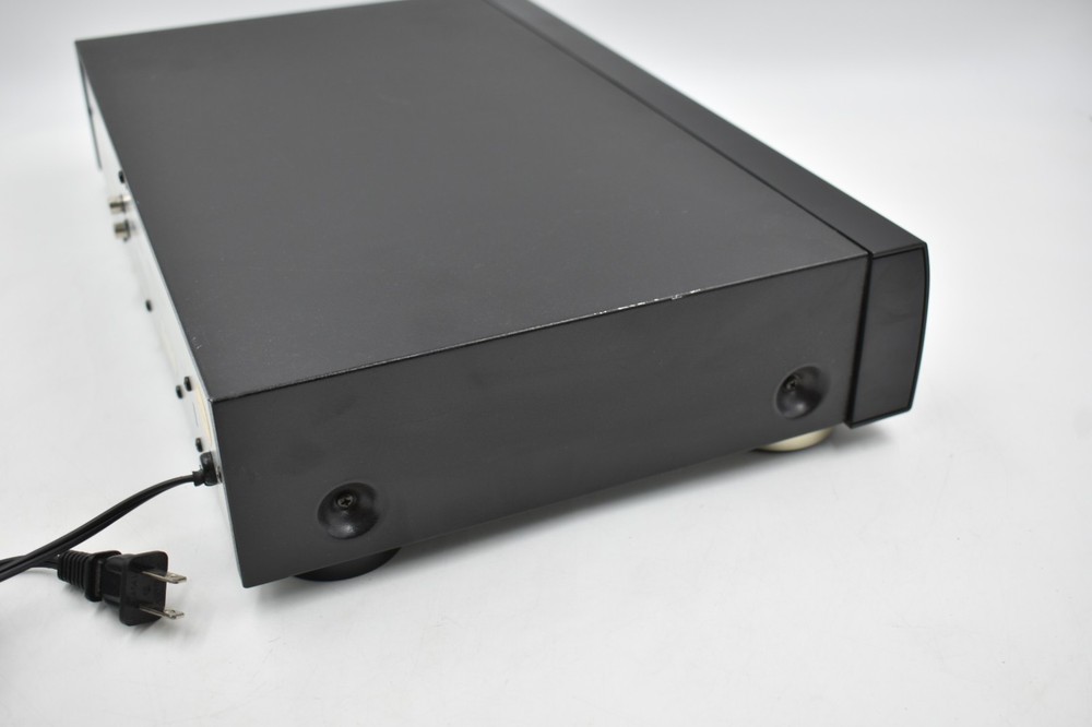 TEAC CD-P1100 CD Player Single Disc Tested Working No Remote