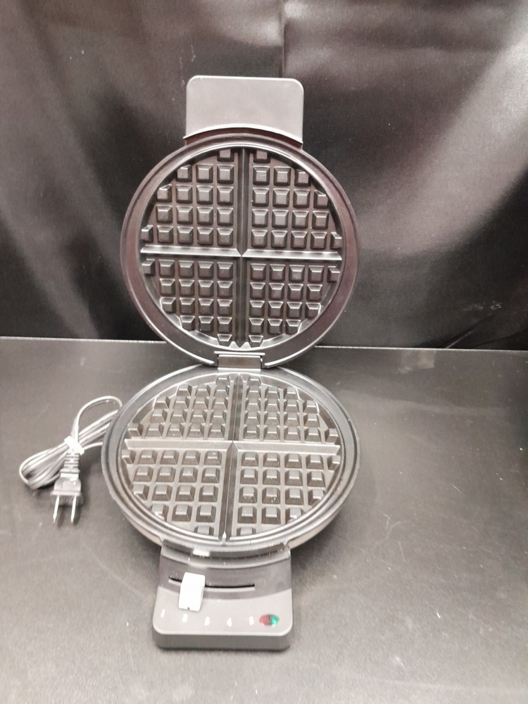 Cuisinart WMR-CA Round Classic Waffle Maker Iron Breakfast Tested Works