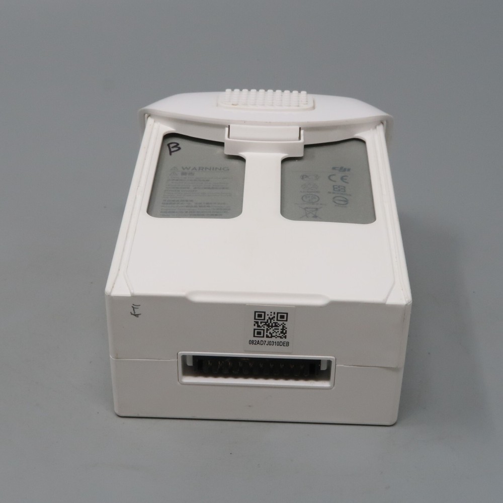 DJI Phantom 4 Intelligent Flight Drone Battery ---- FOR PARTS