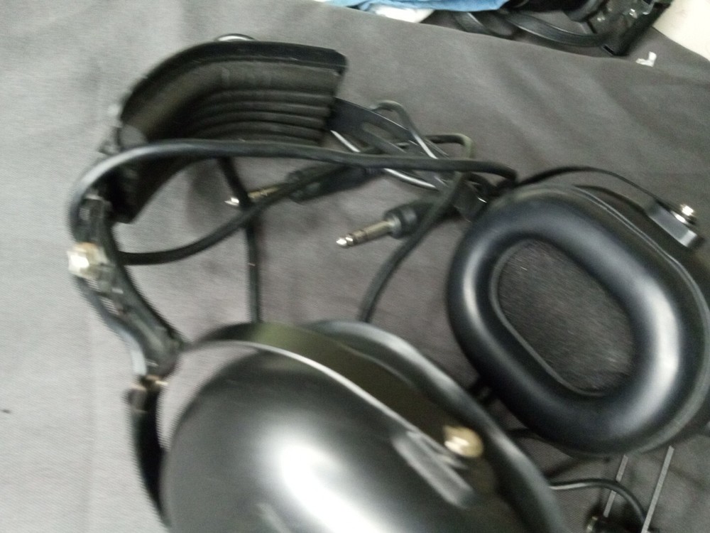 FLIGHTCOM GA Pilot's Communication Headset ▪ Sonetics A-7A.1 Mic