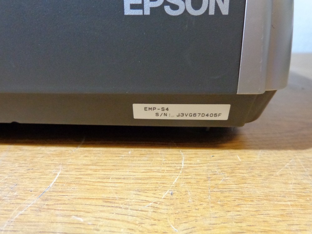 EPSON EMP-S4 LCD PROJECTOR 553Hrs (No Remote Control)
