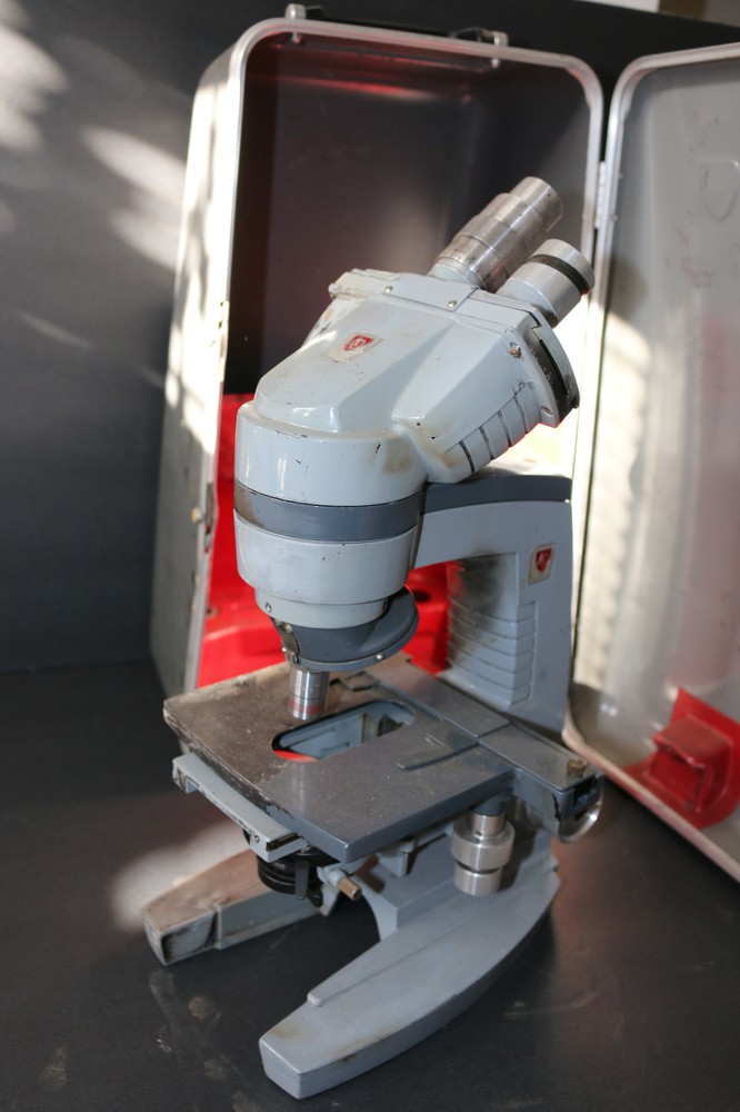 Spencer binocular microscope w/original case