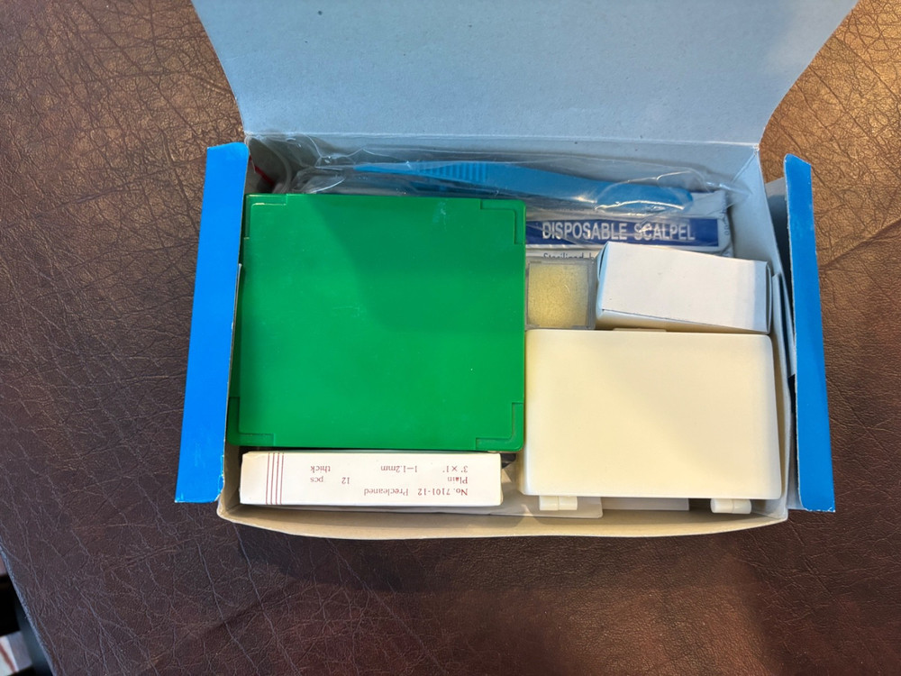 My First Lab Ultimate Digital Microscope Model MFL-85 - with Accessory Kit/Slide