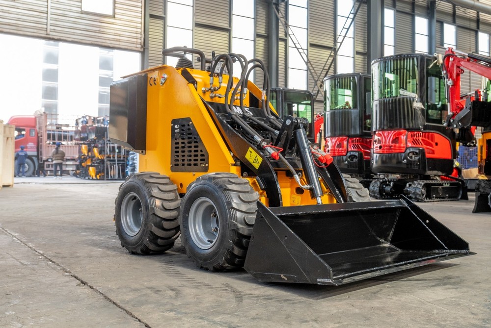 B&S engine Compact Mini Wheel Skid Steer Loader with 13.5HP Power