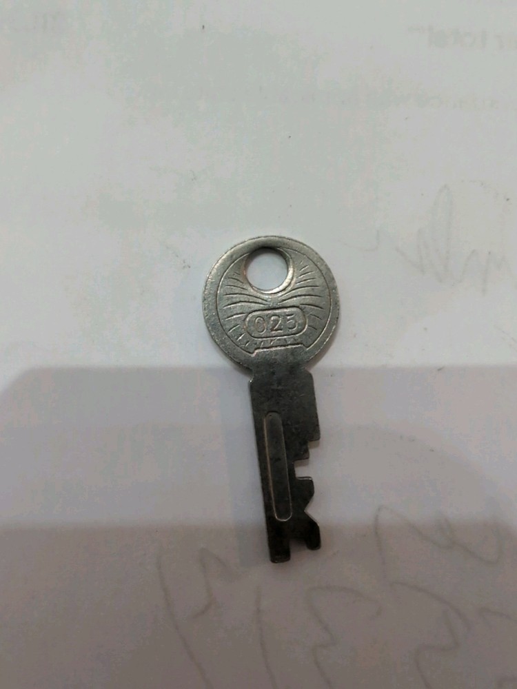SUDHAUS 025 Motorcycle Key