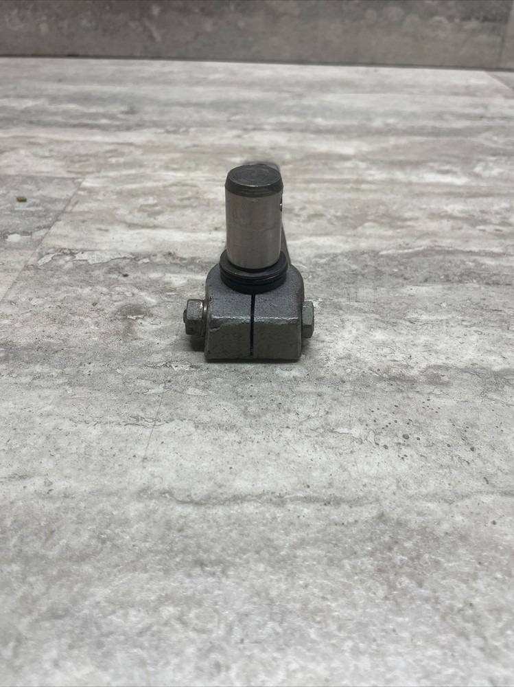 Vickers 329686 Control Handle, Used