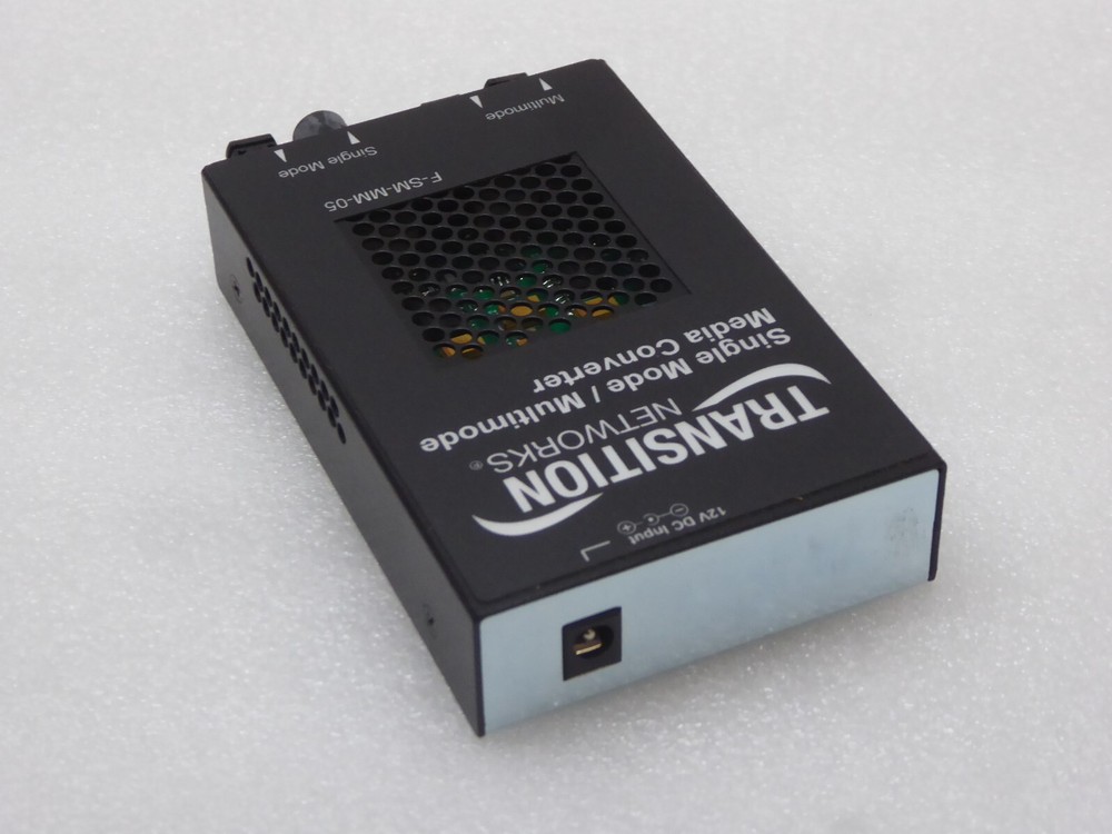 Transition Networks F-SM-MM-05 Single Mode / Multimode Media Converter