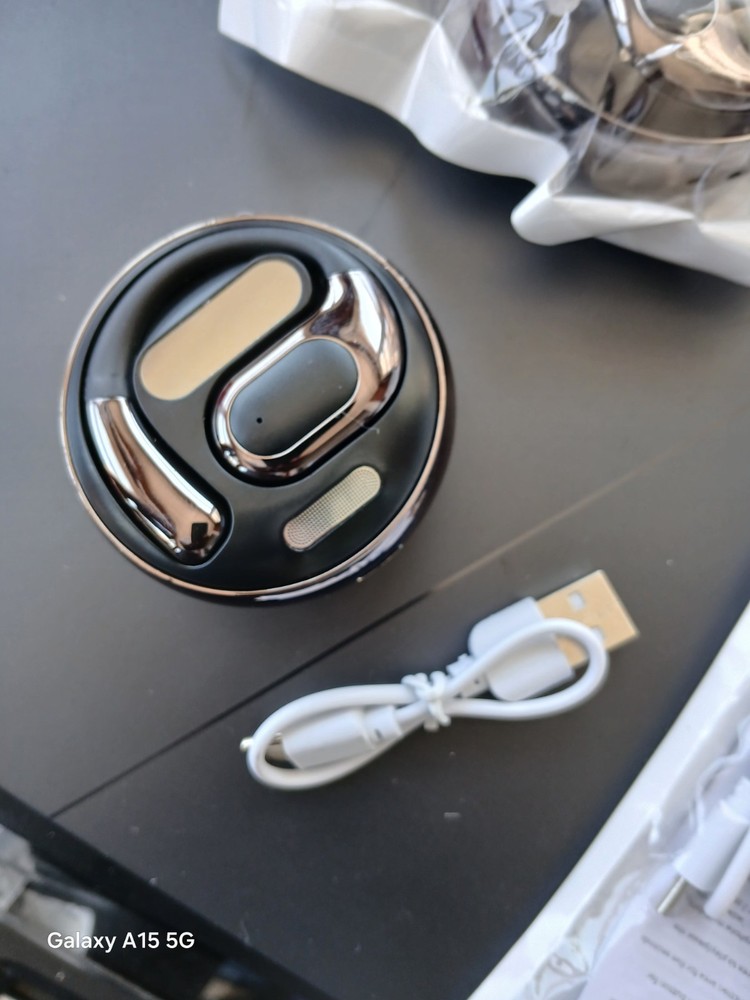 144 Language AI Translator ear bugs or heardset