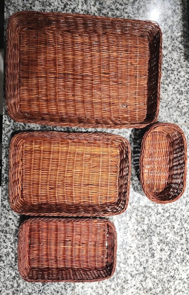 Ceramic bakeware Casserole Dish set w/wicker Baskets & Cruets set. NWOB