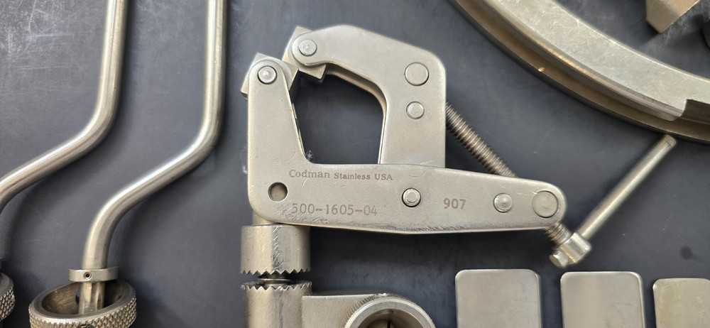 Codman Surgical Budda Halo Neuro Retractor Set with Tray