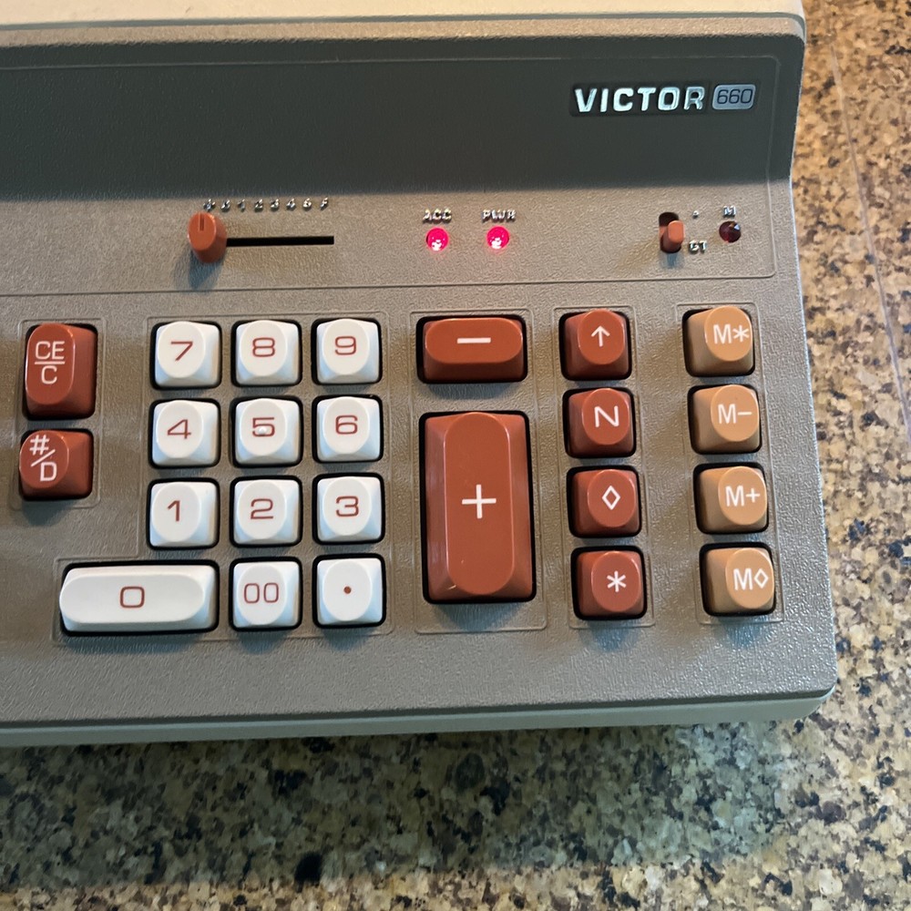Vintage Victor 660 adding machine calculator Great condition Tested And Works