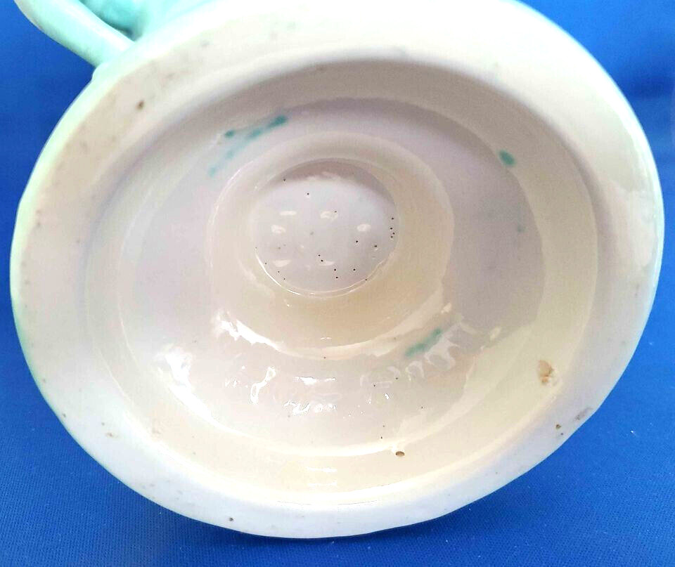 Red Wing RumRill Green TROPHY CUP DOUBLE HANDLED Vase 506