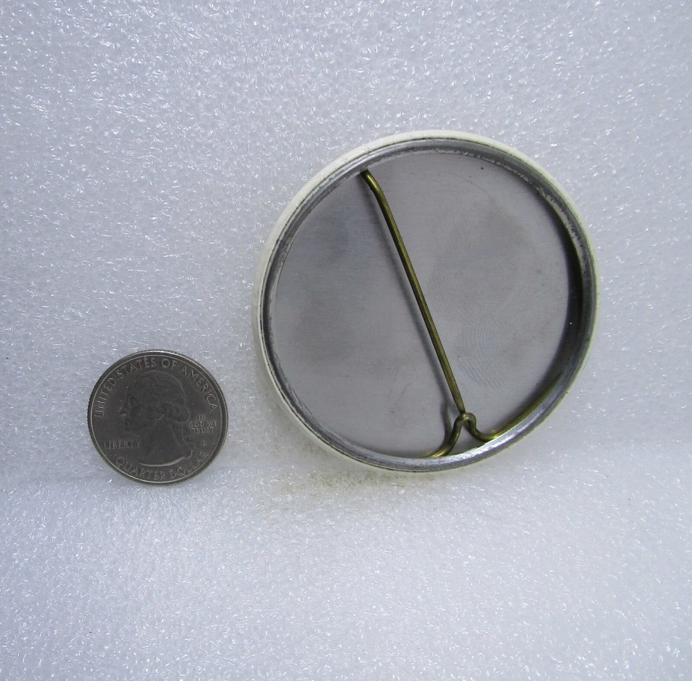 I Back The GM Strikers Button Pin