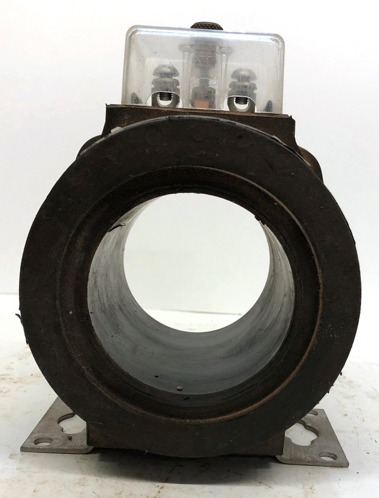 GENERAL ELECTRIC, CURRENT TRANSFORMER, TYPE: JAK-0, RATIO 800:5 AMP
