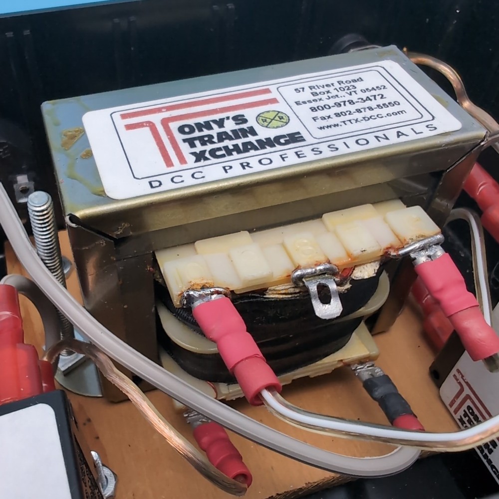 Tony's Train Exchange Power Transformer w/ Circuit Breakers LOOK Model Railroad