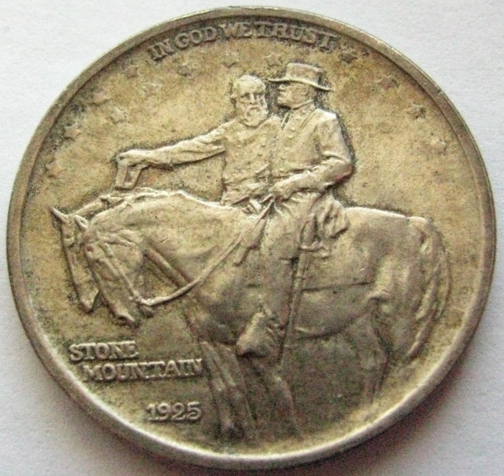 1925 Stone Mountain Commemorative Half Dollar, Almost Uncirculated, Toned