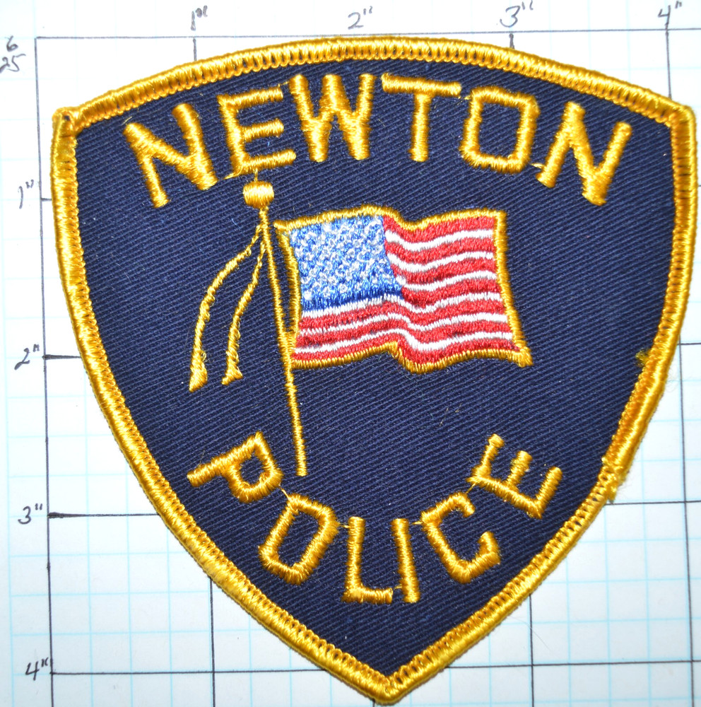 ILLINOIS, NEWTON VINTAGE POLICE DEPT PATCH