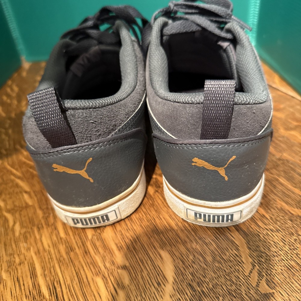 PUMA Mens Size 11.5 Low Rise Suede Grey