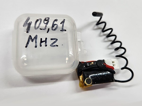 Powerful UHF Spy Audio Bug Microphone with Rechargeable Battery Range upto 700m