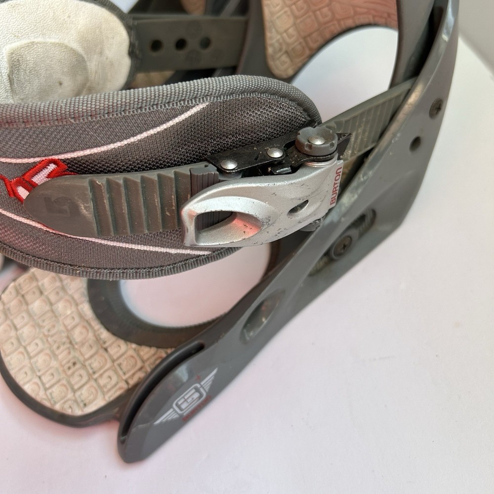 Burton Men's Medium Freestyle Snowboard Bindings Gray White READ
