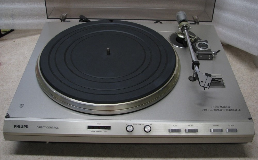 VINTAGE PHILIPS AF-729-MKII FULLY AUTOMATIC DIRECT CONTROL BELT DRIVE TURNTABLE