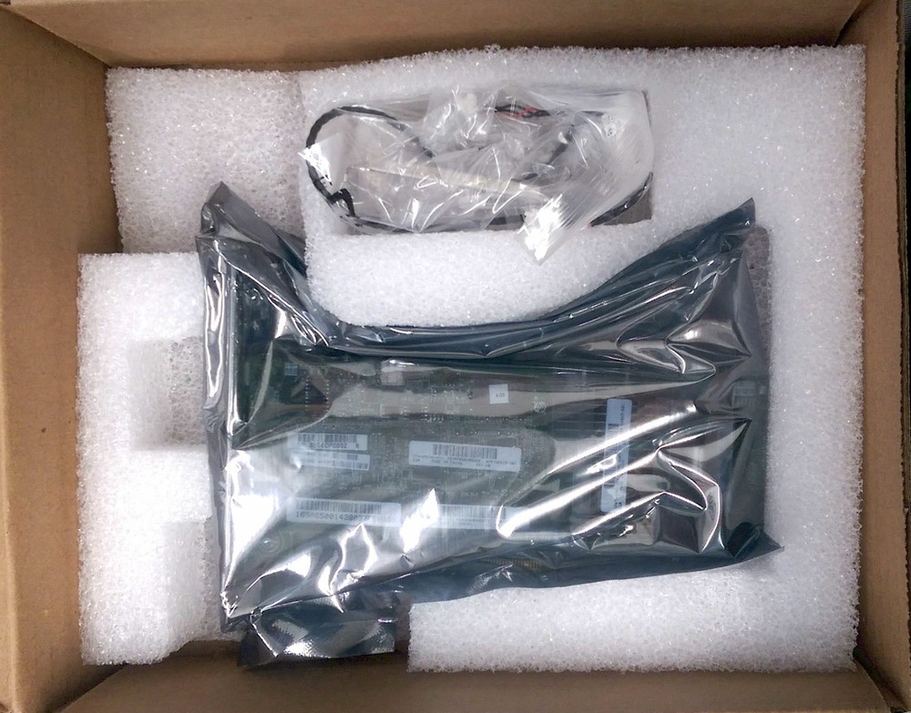 HP Smart Array P440/4GB FBWC 12Gb SAS RAID Controller Kit 726821-B21 749797-001