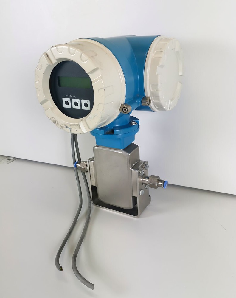 ENDRESS + HAUSER 50H08-KB0A1AA0AAAA FLOW METER Transmitter Promag