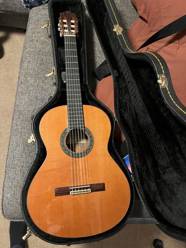 Alhambra 5P Classical Guitar With Hard Case
