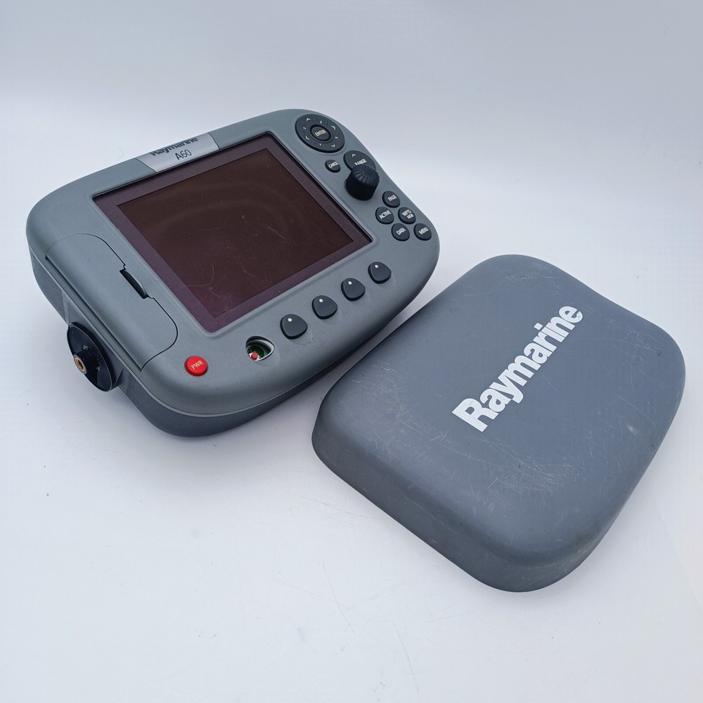 Raymarine A60 MFD Sonar Color Display Chartplotter GPS E33026 Navionics CF