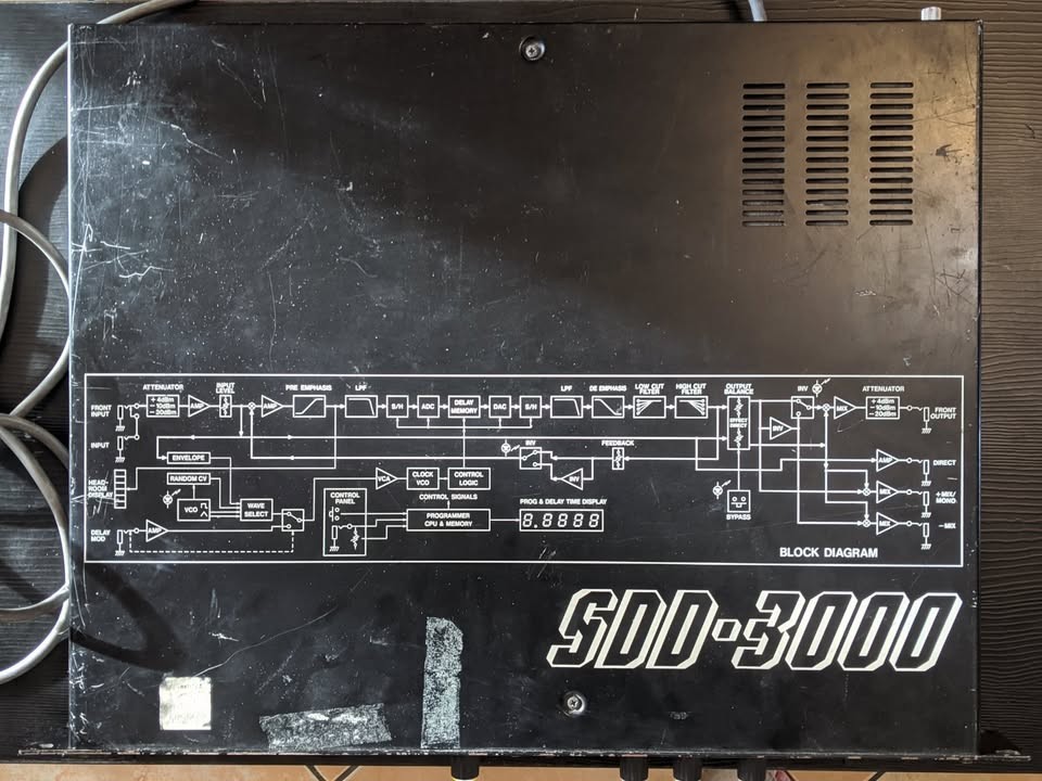 *READ DESCRIPTION* (UNTESTED) Vintage Korg SDD-3000 Programmable Digital Delay