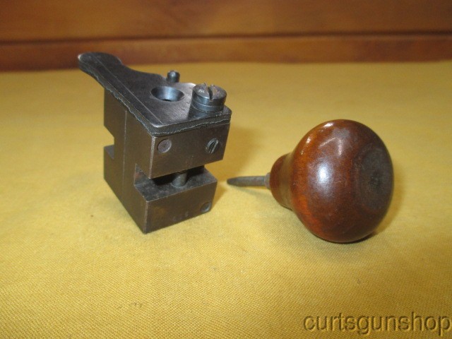 Ideal Bullet Casting Mold Single Cavity for Caliber 38/357 #358439