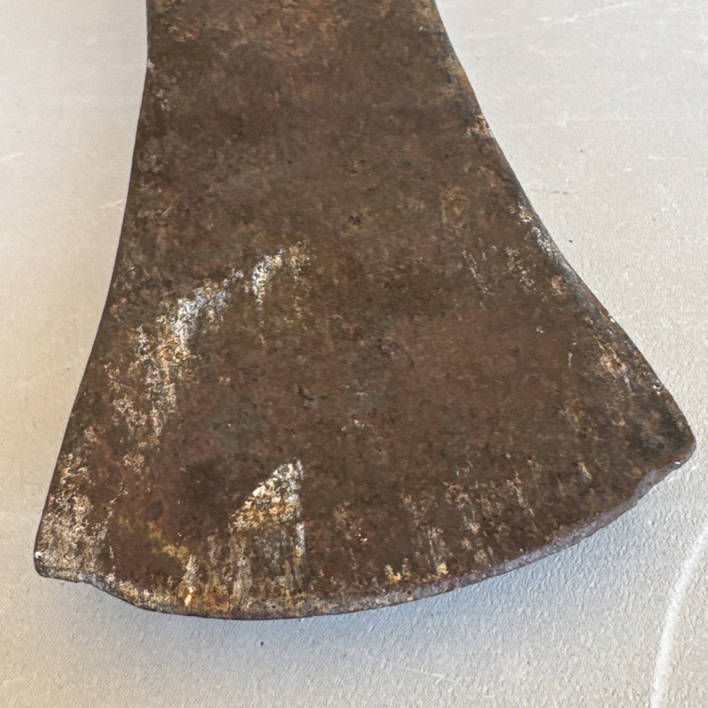 Vintage Axe Hubbard #6