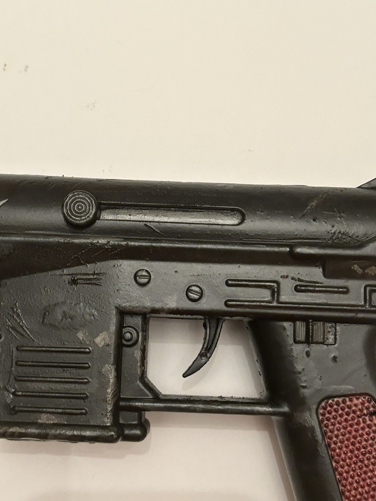 Custom Sci-Fi Star Wars Type Laser Blaster Gun Prop