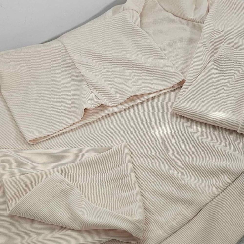 New Women's Small Cream Solid Casual Two-Piece Set