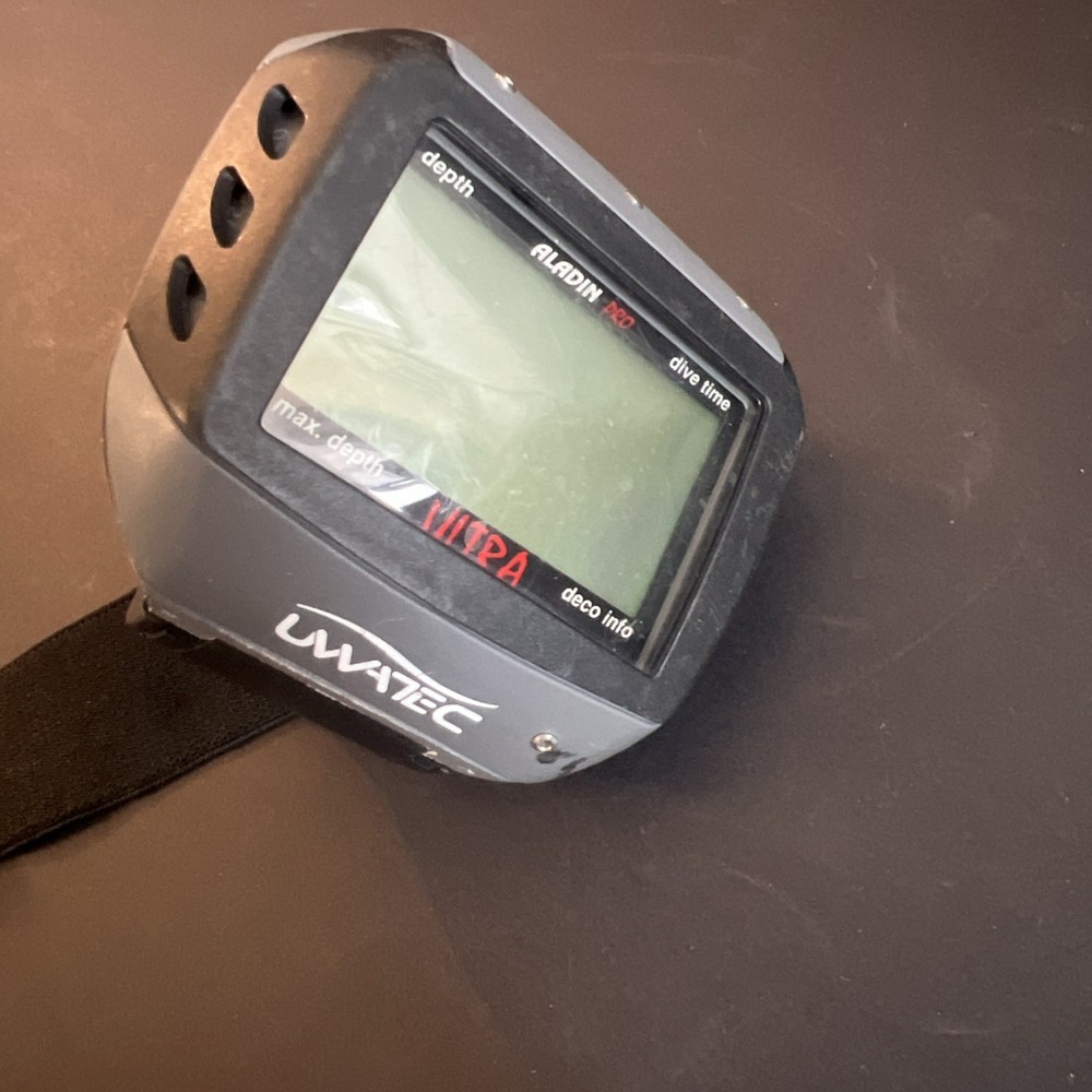Uwatec Aladin Pro Ultra (Nitrox) DIVE COMPUTER BATTERY NEED REPLACEMENT