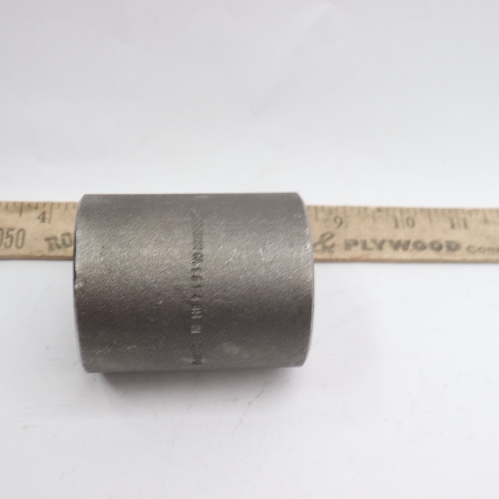 Coupling Forged Steel Black Class 3000 1-1/2"