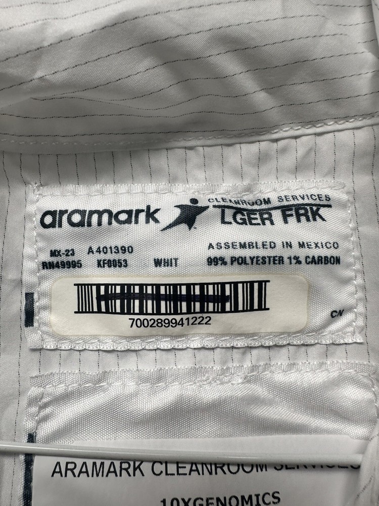 16 Large Labcoats