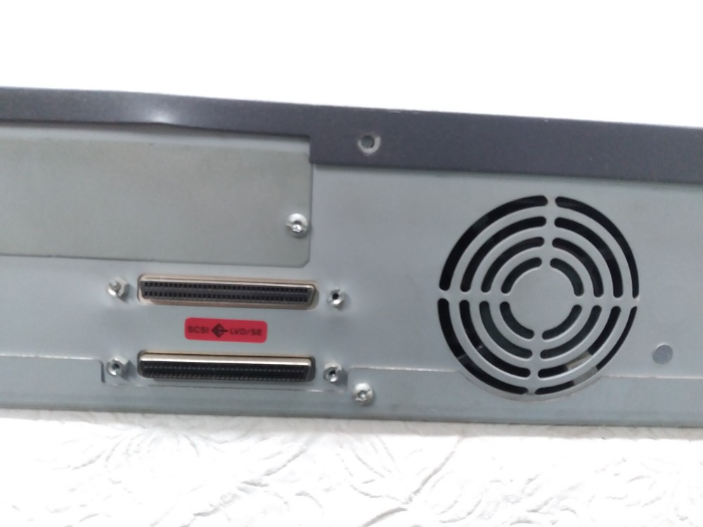 DELL PowerVault 122T Data Tape Drive Autoloader - PARTS ONLY