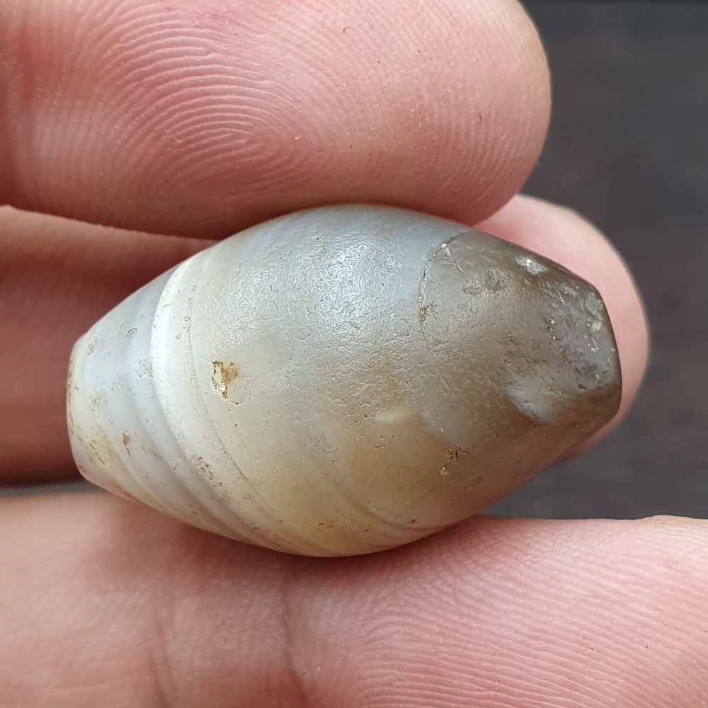 Natural Ancient Suleimani Agate Bead with Unique Eye Pattern