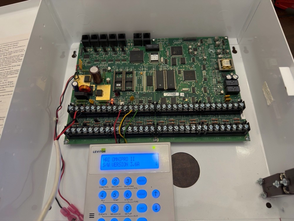HAI Leviton Omni Pro 2 and Keypad