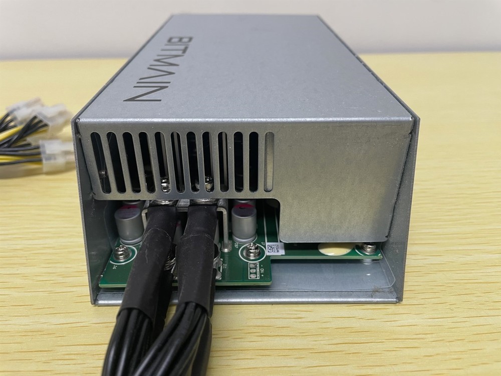 Bitmain Technologies APW3++-12-1600 A3 SWITCHING POWER SUPPLY PSU