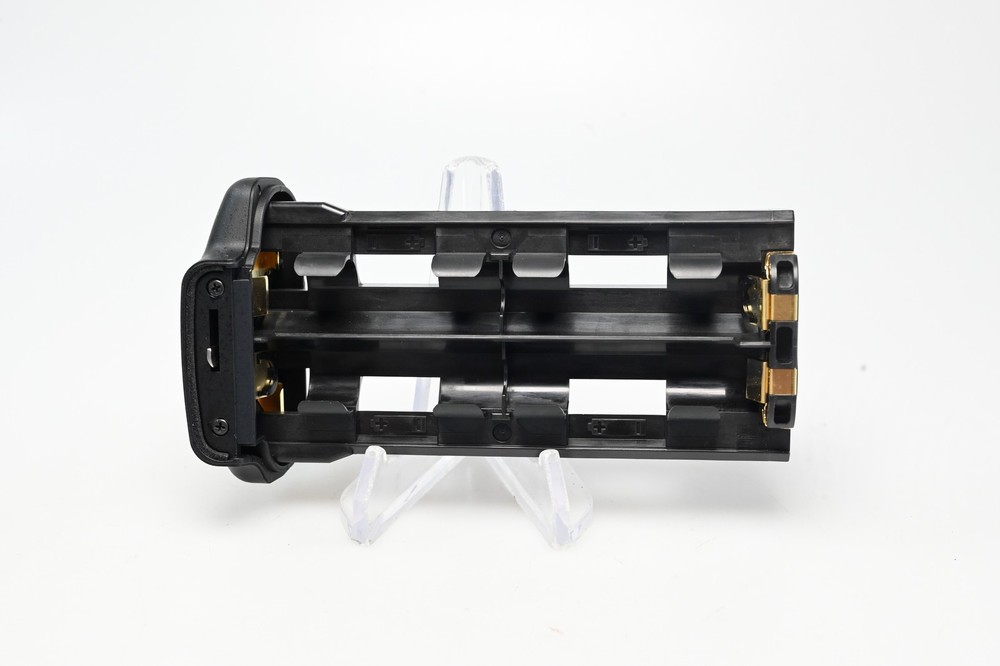 Nikon MS-D10 AA Battery Holder #G759
